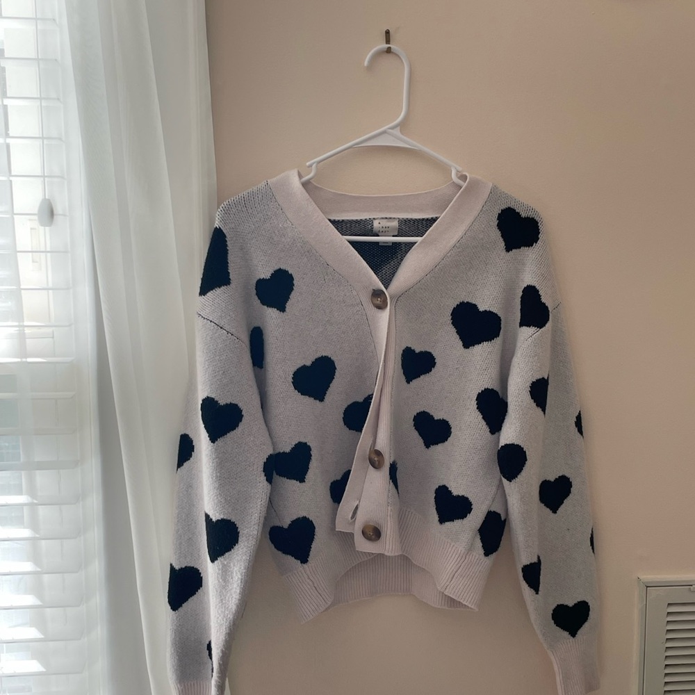 Heart Button up Black and White